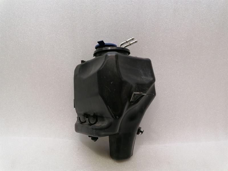 Mercedes S-Class W222 Washer Fluid Reservior A2228690420 Wiphe Water Tank