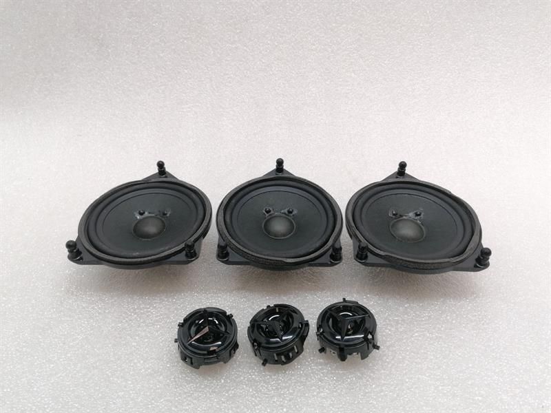 Mercedes S-Class W222 Speaker Set A2228200202 Speaker Set