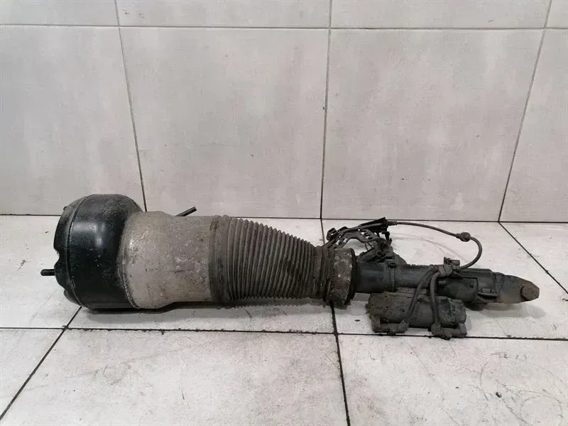 Mercedes W222 shock absorber front right A2223204813 shock absorber front Airmatic