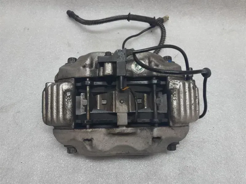 Mercedes S-Class W221 Right Front Caliper A0034205283 Brake Caliper Front Right
