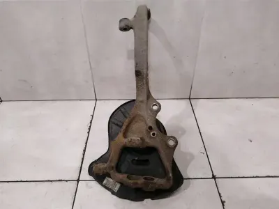 Mercedes S-class W221 Right Front Hub A2213323001 Wheel Bearing Housing Front Right