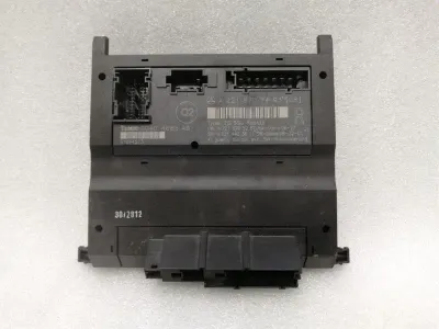 Mercedes S-Class W221 Right Seat Electronic Module A2218707493 ECU Re