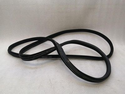 Mercedes G-Wagen W463 Türdichtung hinten A4637310380 Türdichtungen hinten