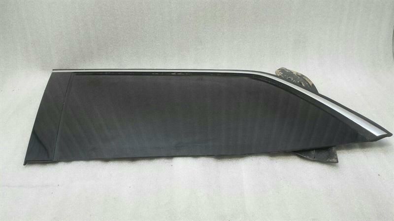 Mercedes GL X166 Left Rear 1/4 Glass A1666700349 Door Window 1/4 Rear Left