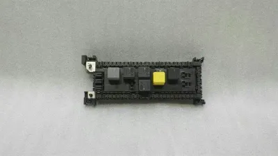 Mercedes GL X166 Fuse Box A1669061202 Fuse Box