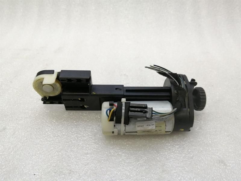 Mercedes E Class W207 Spring Loaded Actuator A2078600141 Wind Deflector Actuator Motor