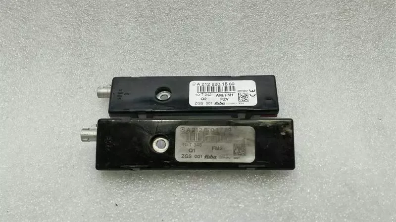 Mercedes E Class W212 Aerial / Antenna Set of 2 A2128201689 Antenna