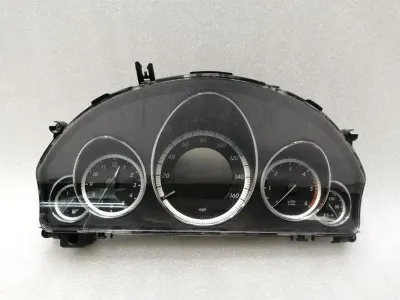 Mercedes E Class W207 Instrument Cluster A2129005904 Hastighetsmätare MPH UK