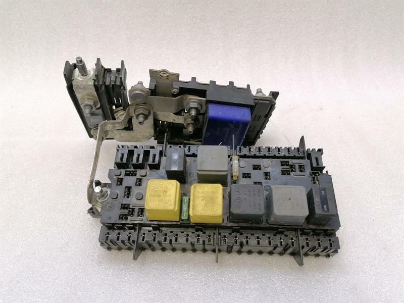 Mercedes GLS 350D Fuse Box A2469060093 Fuse Box