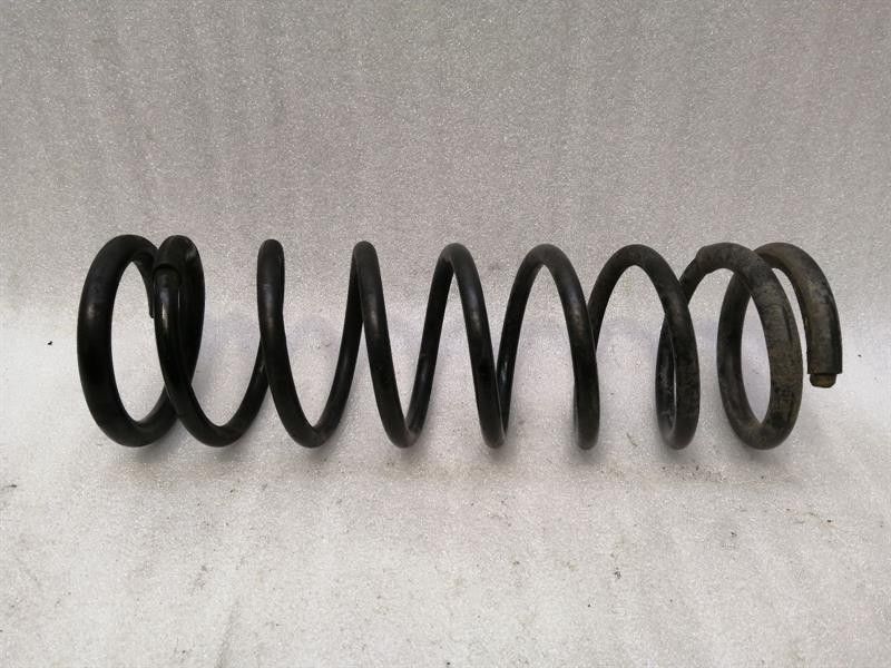 Mercedes G-Wagen W463 Coil Spring AMG A4633210504 Suspension Spring Front