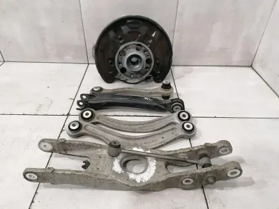 Mercedes E Class W238 Left Rear Hub Set A2133503105 Wheel Bearing Housing Rear Left