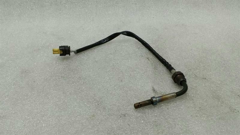 Mercedes E Class W238 temperature sensor A0009059006 flue gas temperature sensor OM642