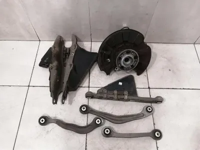 Mercedes W222 höger bak navsats A2223501041 Hjullagerhus bak höger set