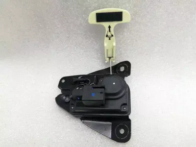 Maserati Quattroporte VI M156 Boot Lock 670154980 Tailgate Lock