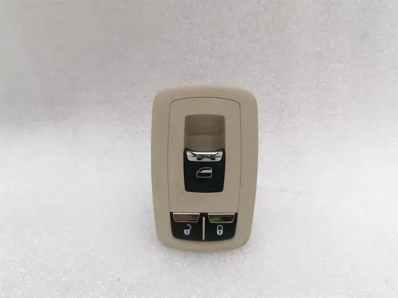 MASERATI QUATTROPORTE VI M156 Window Switch 670025407 Window Switch