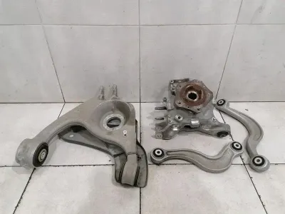 Porsche Taycan 9J дясна задна главина 971505436J Корпус на колесен лагер заден десен КОМПЛЕКТ