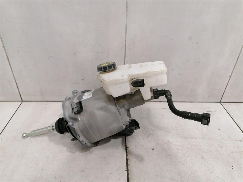 Porsche Taycan 9J Brake Servo 9J1614105J Brake Booster