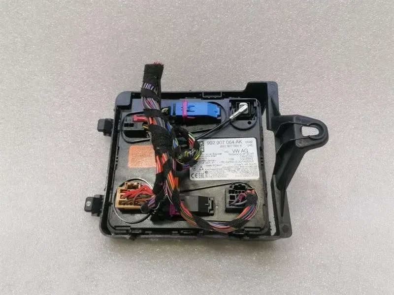 Porsche Taycan 9J electronic module 992907064AK control unit BCM