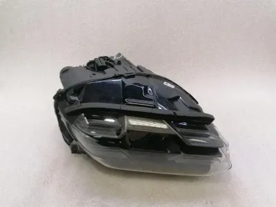 Porsche Taycan 9J Right Headlight 9J1941060E FECTS Headlight Matrix PDLS