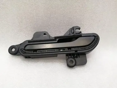 Ручка передней левой двери Tesla Model 3 1528114-00-C Ручка передней левой двери