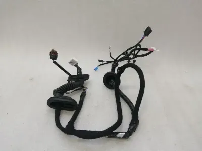 Tesla Model 3 RRH durvju vadu stieņa 2067966-00-B aizmugurējo labo durvju instalācija