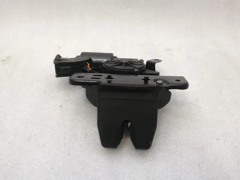 Tesla Model 3 Boat Lock 1500604-00-B Tailgate Lock