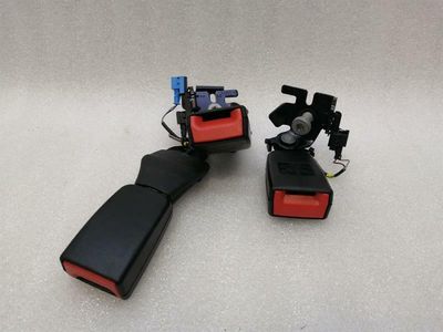 Ensemble de boucles de ceinture arrière Mercedes EQC N293 W205 A2057600369 Ensemble de verrouillage de ceinture arrière