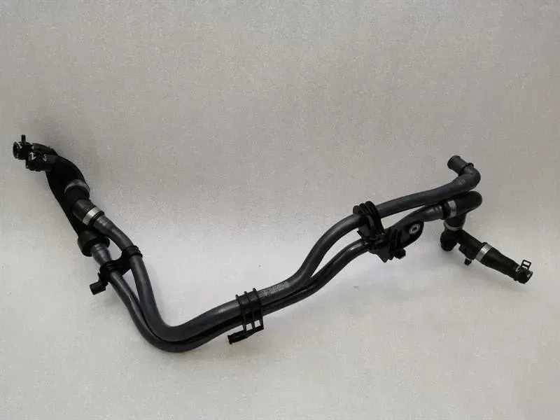 Porsche Taycan 9J cooling pipe 9J1815552C cooling water hose hose