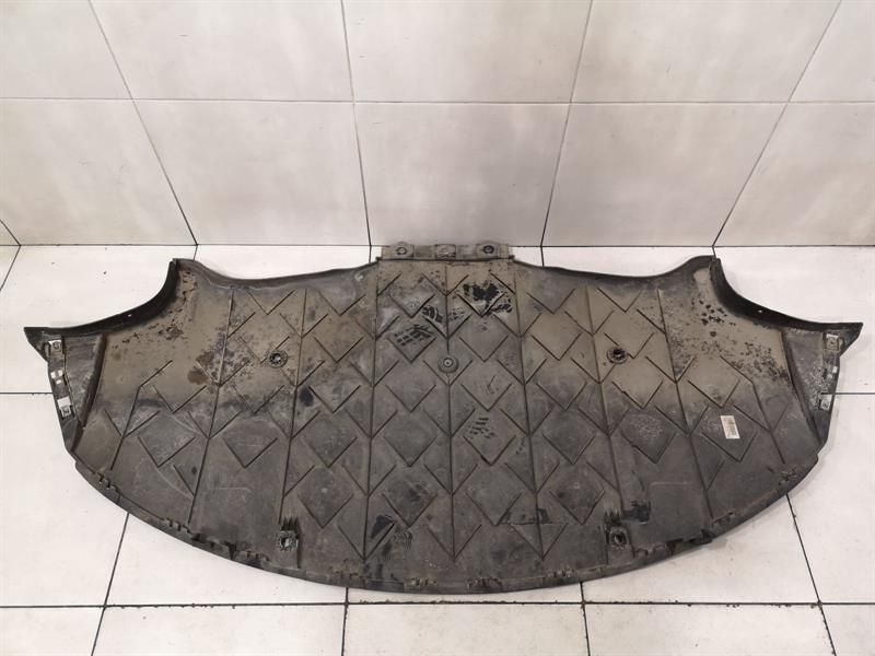 Tesla Model 3 Long Range Rear Undertray 1135410-00-A Underbody Trim