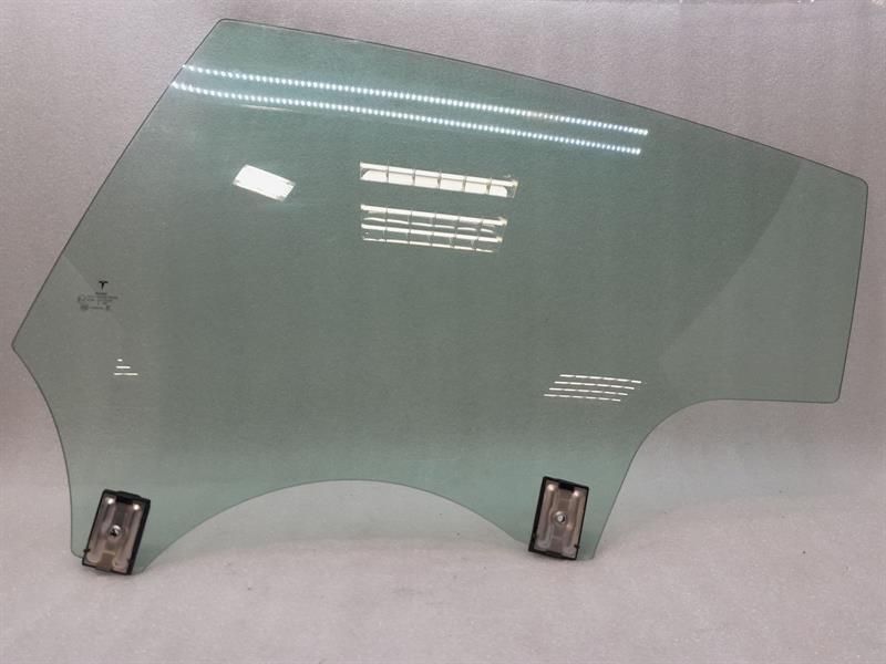 Tesla Model 3 Left Rear Door Glass 1077904-99-C Door Glass Rear Left