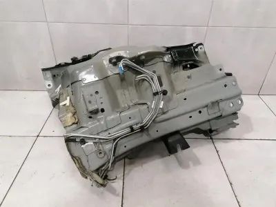 Tesla Model 3 Facelift Left Front Chassis Leg 1073791-S0-J Left Front Wheel Arch