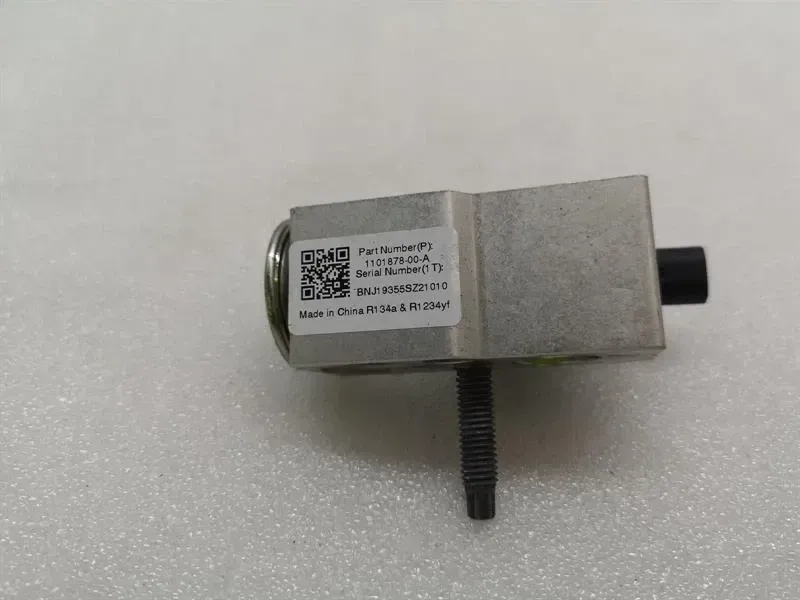 TESLA MODEL 3 STANDARD RANGE A/C VALVE 1101878-00-A Climate Change Line Climate