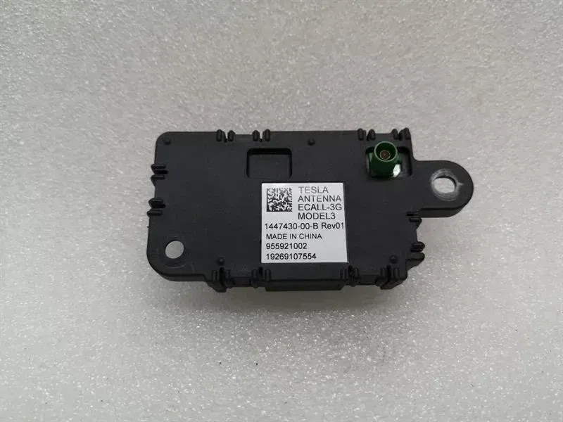 TESLA MODEL 3 STANDARD RANGE Aerial / Antenna 1447430-00-B Antenna ECALL 3G