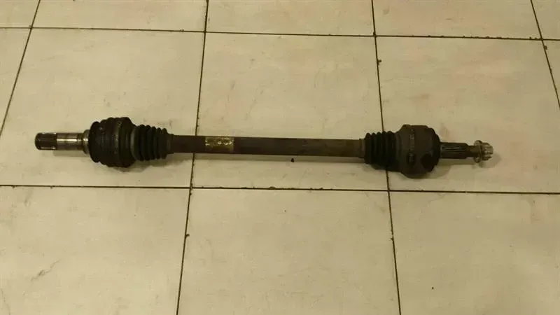 Porsche Cayenne 958 92A left rear shaft 7P0501201D drive shaft rear left