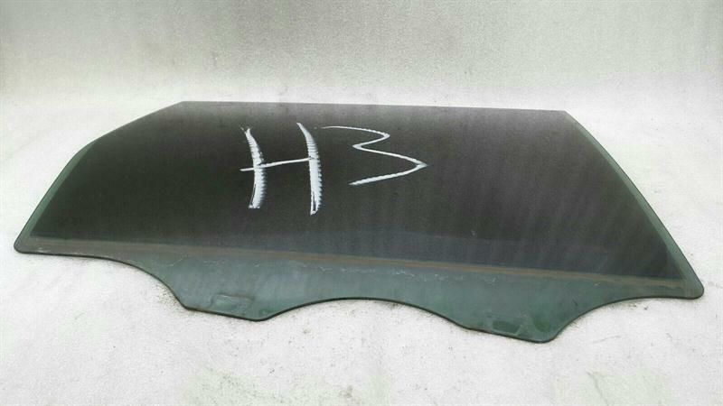 Porsche Cayenne 958 92A rear door glass 95854261206 door window rear right