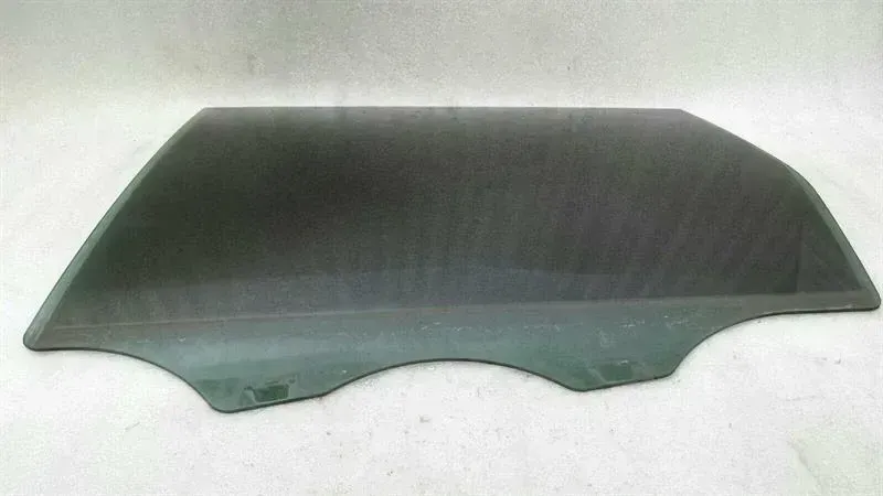 Porsche Cayenne 958 92A left rear door glass 95854261106 door window rear left
