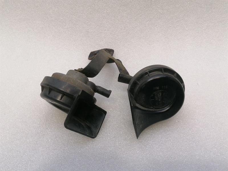 Porsche 911 996 horn set 99663520607 horn fanfare set