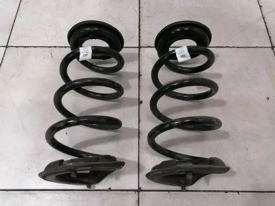 Tesla Model 3 Performance Rear Spring Set 1044472-04-A Rear Suspension Spring