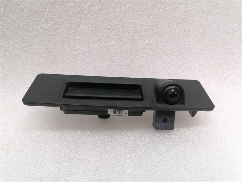 TESLA MODEL 3 PERFORMANCE Electronic module 1095949-00-E REAR VIEW CAMERA