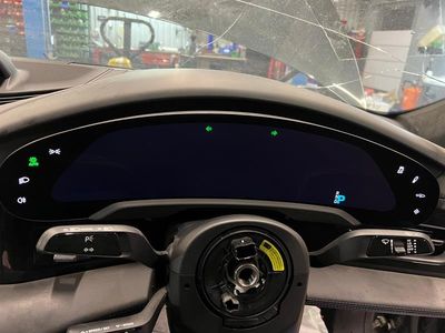 PORSCHE TAYCAN 9J Instrumentkluster 9J1920911D Hastighetsmätare TURBO S CLUSTER