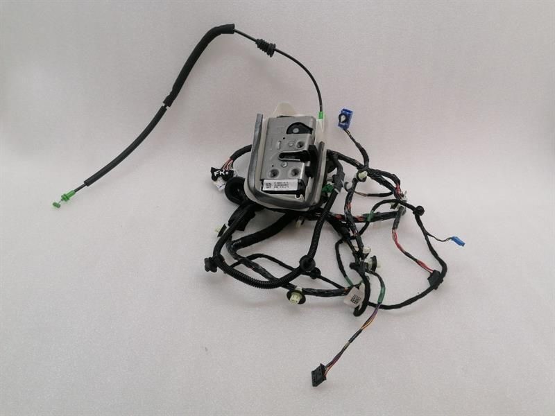 Tesla Model 3 Performance FRH Door Lock 1500673-91-B Front Right Door Lock