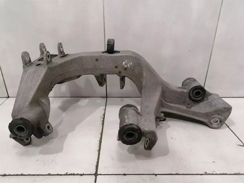 Porsche 911 996 Subframe Rear RIGHT 996331156 Axle Frame Rear Axle RIGHT