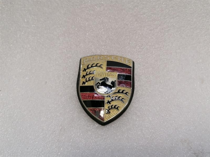 PORSCHE 911 993 LOGO CREST 90155921020