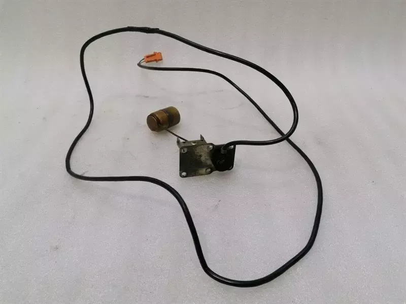 Porsche 911 993 Oil Level Sensor 99364105100 Oil Tank Sensor