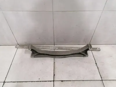 Porsche 911 997 underram bak 99733126102 mellanaxel ram bakaxel