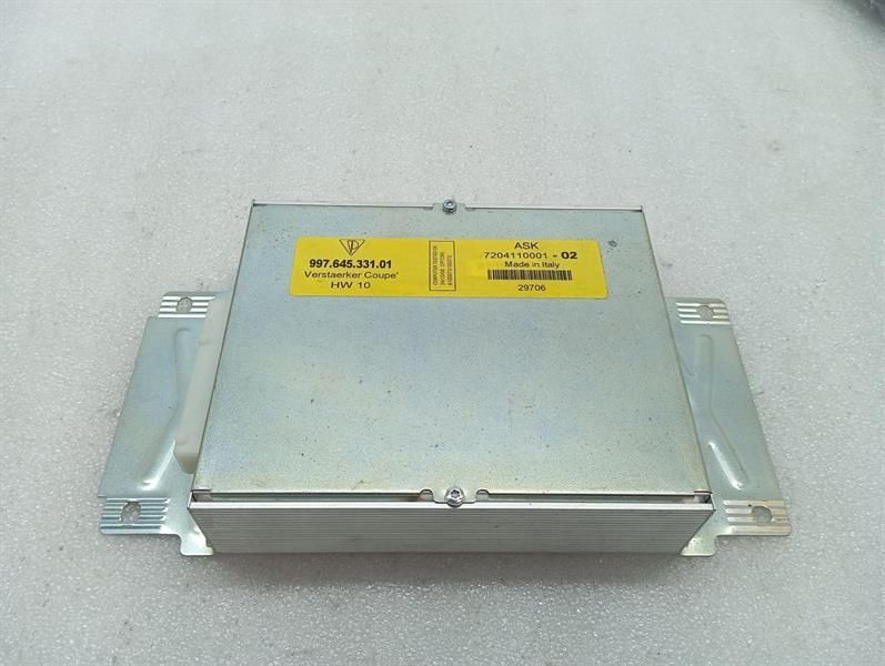 Porsche 911 997 Radio Sound Amplifier 99764533101 Amp