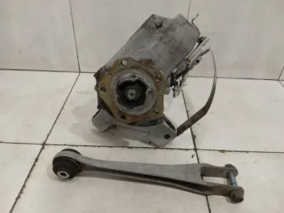 Porsche 911 997 GT3 MK1 Right Front Hub 99734115893 Wheel Bearing Housing Front Right