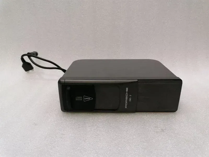 Porsche 911 996 CD Changer 99364513000 CD Changer