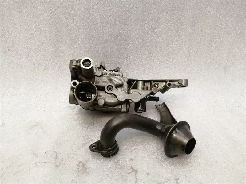 Mercedes S-class W221 oil pump A2761800000 oil pump oil auxiliary pump M272 M276 V6