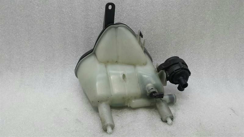 Mercedes SLK350 R171 Expansion Tank A1715000049 Expansion Tank Coolant V6